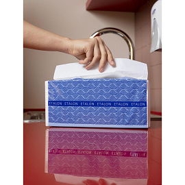 Полотенца бумажные листовые Luscan Professional H3 V-сложение (ZZ) 2-слойные белые 18 пачек по 200 листов