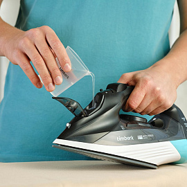Утюг Timberk T-KSI01 черный