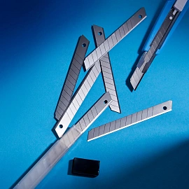 Лезвие сменное для канцелярского ножа сегментированное Attache стальное 9 мм прямоугольное (10 штук в упаковке)