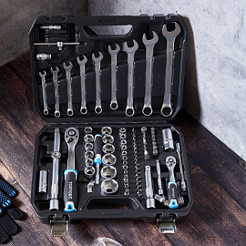 Набор инструмента автомобильный TOPFORT 81 предмет