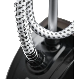 Отпариватель SCARLETT SC-GS130S10, 1950 Вт, пар 32 г/мин, резервуар 1,3 л, 11 режимов, черный