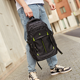 Рюкзак BRAUBERG TITANIUM универсальный, 3 отделения, черный, салатовые вставки, 45х28х18 см, 270766