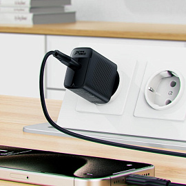 Сетевое зарядное устройство Acefast A82 20 Вт (AF-A82-BK)