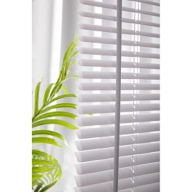 Жалюзи Комус Мебель ПВХ 110x160см, белые