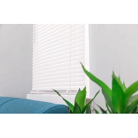 Жалюзи Комус Мебель ПВХ горизонтальные пластиковые белые (160х160 см)