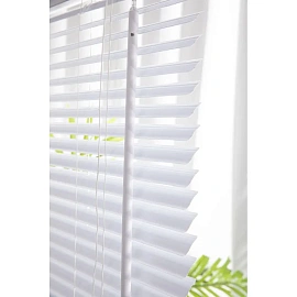 Жалюзи Комус Мебель алюминиевые 160x160см, белые