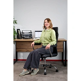 Кресло для руководителя Easy Chair 580 TPU чёрное (экокожа, металл)