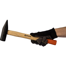 Молоток слесарный Вихрь с деревянной рукояткой 800 г (73/6/8/4) фото Молоток слесарный Вихрь с деревянной рукояткой 800 г (73/6/8/4)