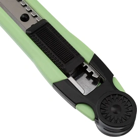 Нож универсальный Attache 18 мм (SX33)