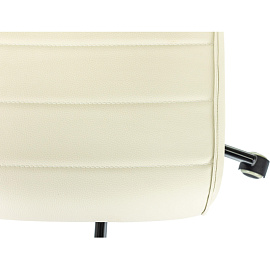 Кресло офисное Easy Chair 303 слоновая кость (экокожа, металл)