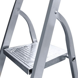 Стремянка алюминиевая Новая Высота NV 1118 5 ступеней (1118105) фото Стремянка алюминиевая Новая Высота NV 1118 5 ступеней (1118105)