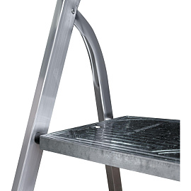 Стремянка алюминиевая Новая Высота NV 1118 7 ступеней (1118107) фото Стремянка алюминиевая Новая Высота NV 1118 7 ступеней (1118107)