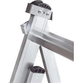 Лестница Новая Высота алюминиевая трёхсекционная 3x24 ступени (1230308) фото Лестница Новая Высота алюминиевая трёхсекционная 3x24 ступени (1230308)