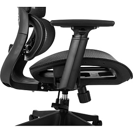 Кресло для руководителя Бюрократ 831 чёрное (сетка, пластик)