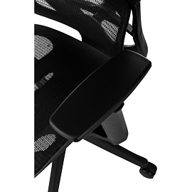 Кресло для руководителя Бюрократ 831 чёрное (сетка, пластик)