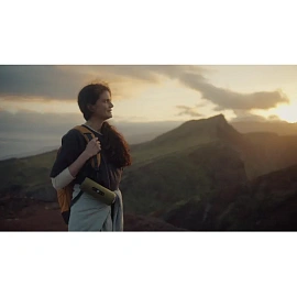 Умная колонка Яндекс Станция Стрит с Алисой, зелёный (YNDX-00030GRN)