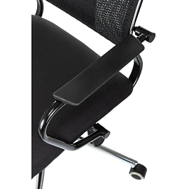 Кресло для руководителя Бюрократ CH BALANCE-LUX чёрное (сетка/ткань, металл)