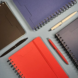 Ежедневник недатированный Bruno Visconti Pragmatic картон А5 128 листов красный с фиксирующей резинкой, 3-748/05