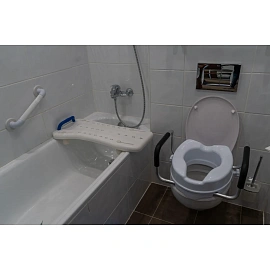 Насадка на унитаз Barry 35x39x14 см до 115 кг