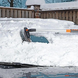 Щетка для снега со скребком телескопическая Stels 73-100см 55313