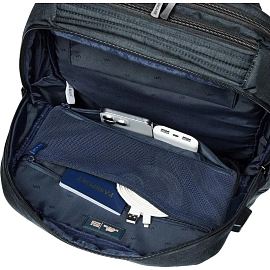 Рюкзак для ноутбука RIVACASE 8365 black Biscayne-ECO 17.3 (25л)