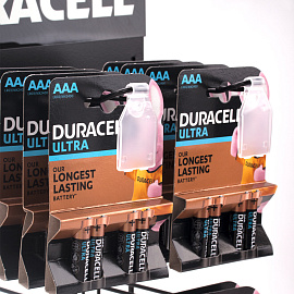 Дисплей для размещения товара настольный поворотный DURACELL, 2х2х3 крючка, 70000269 фото Дисплей для размещения товара настольный поворотный DURACELL, 2х2х3 крючка, 70000269