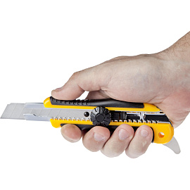 Нож универсальный Attache Selection ширина лезвия 18 мм