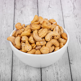 Кешью жареный WELDAY (ВЭЛДЭЙ) 1 кг, 622474 фото Кешью жареный WELDAY (ВЭЛДЭЙ) 1 кг, 622474