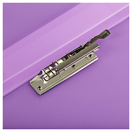 Папка с боковым зажимом СТАММ "Кристалл" А4, 17мм, 700мкм, пластик, фиолетовая