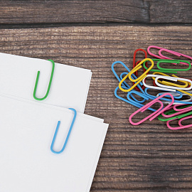 Скрепки STAFF 28 мм, цветные, 70 штук, 271708 фото Скрепки STAFF 28 мм, цветные, 70 штук, 271708