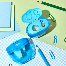 Точилка для карандашей Attache Selection с контейнером пластиковая голубая