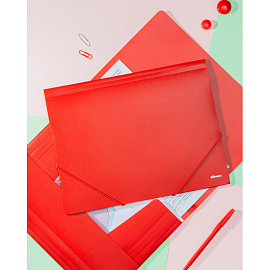 Папка на резинках Комус Шелк А4 35 мм пластиковая до 200 листов красная (толщина обложки 0.5 мм)