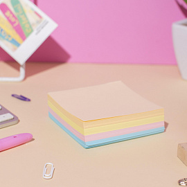 Блок для записей Attache 80x80 мм разноцветный (плотность 80 г/кв.м)