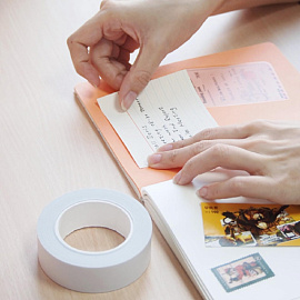 Клейкая лента канцелярская Attache Selection прозрачная двусторонняя переклеиваемая 25 мм x 12 м