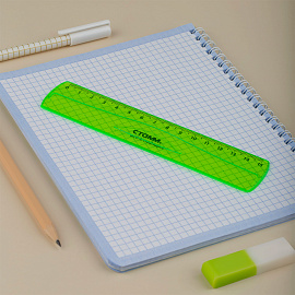 Линейка 15см СТАММ, пластиковая, гибкая, прозрачная, зеленая, европодвес