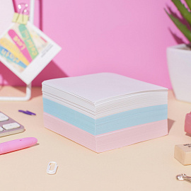 Блок для записей Attache 90x90x50 мм белый/голубой/розовый (плотность 80 г/кв.м) фото Блок для записей Attache 90x90x50 мм белый/голубой/розовый (плотность 80 г/кв.м)