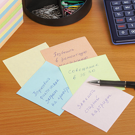 Блок для записей BRAUBERG проклеенный, 9х9х5 см, цветной, 129199 фото Блок для записей BRAUBERG проклеенный, 9х9х5 см, цветной, 129199