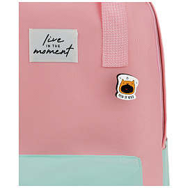 Значок деревянный MESHU "Meow", прямая УФ-печать, 2,9*3,4см фото Значок деревянный MESHU "Meow", прямая УФ-печать, 2,9*3,4см