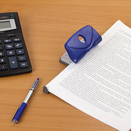 Дырокол BRAUBERG "Original", до 10 листов, синий, 227785 фото Дырокол BRAUBERG "Original", до 10 листов, синий, 227785