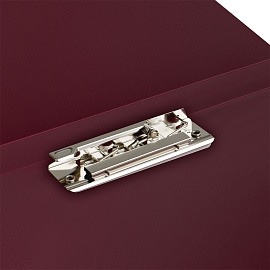 Папка с боковым зажимом СТАММ "Диагональ" А4, 17мм, 700мкм, пластик, гранат