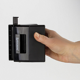 Дырокол BRAUBERG "Black Jack", до 20 листов, черный, 227796 фото Дырокол BRAUBERG "Black Jack", до 20 листов, черный, 227796