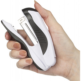 Степлер Attache Master до 20 листов белый/черный (скобы № 24/6, 26/6)