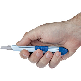 Нож канцелярский Attache Selection Jolly с фиксатором (ширина лезвия 9 мм)