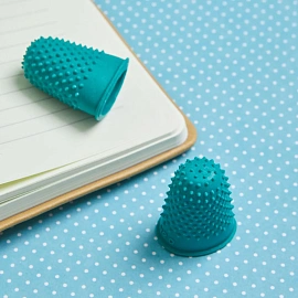 Напальчник для бумаги Attache диаметр 17 мм зеленый