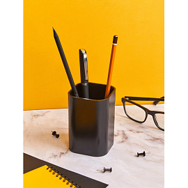 Подставка-стакан для канцелярских принадлежностей Attache черная 10x7x7 см