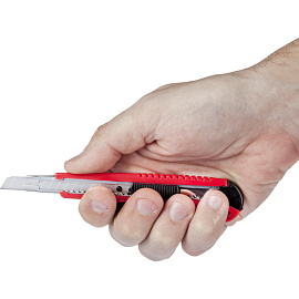 Нож канцелярский усиленный с фиксатором Attache ширина лезвия 9 мм