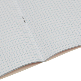 Тетрадь общая Attache А4 60 листов в клетку на скрепке ( УФ-сплошной глянцевый лак)