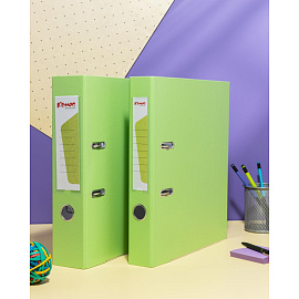 Папка-регистратор Комус Экономи 50 мм салатовая бумвинил/бумага с защитным уголком