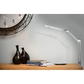 Светильник настольный Camelion KD-821 C03 серебристый