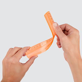 Линейка 20см СТАММ, пластиковая, гибкая, прозрачная, оранжевая, европодвес фото Линейка 20см СТАММ, пластиковая, гибкая, прозрачная, оранжевая, европодвес